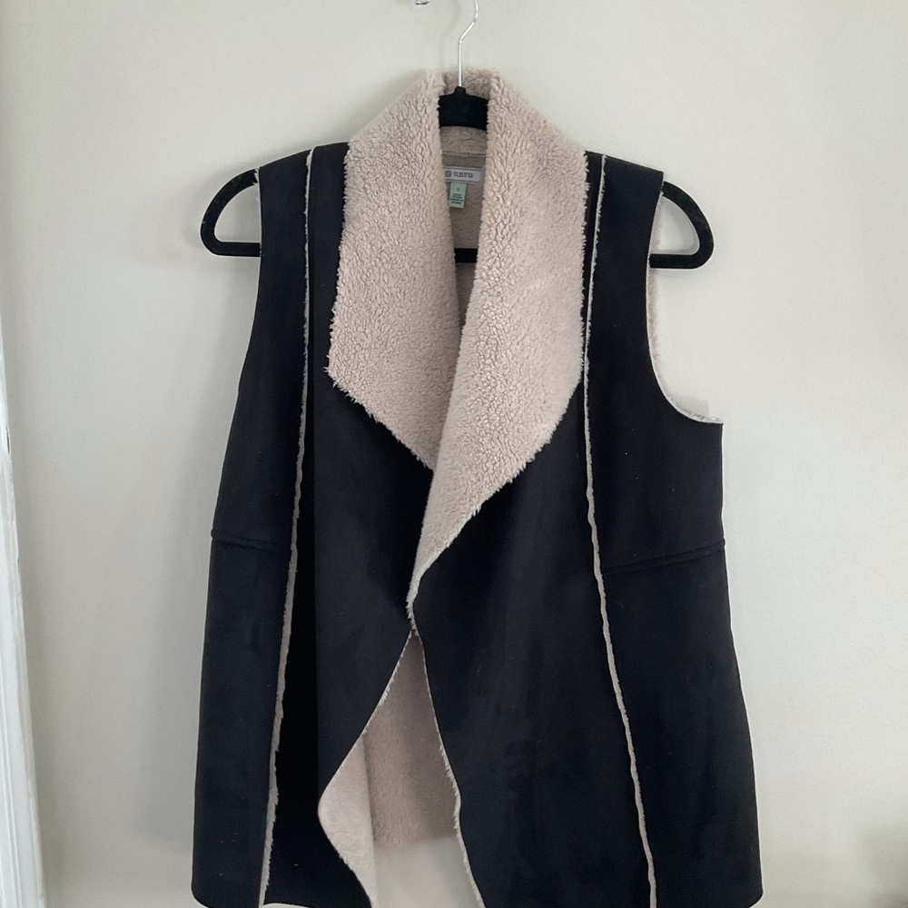 Faux Sherpa/Suede Black & Off-White Vest (S)